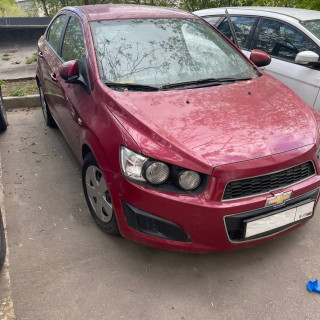 Замена аккумулятора на Chevrolet Aveo II 2012 - 2015 1.6 (115 л.с.) Замена аккумулятора на Chevrolet Aveo II 2012 - 2015 1.6 (115 л.с.)
